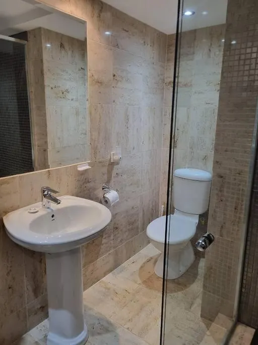 Surfers Paradise Penthouse & Rooftop Plunge Pool Gold Coast 0*,  Australia