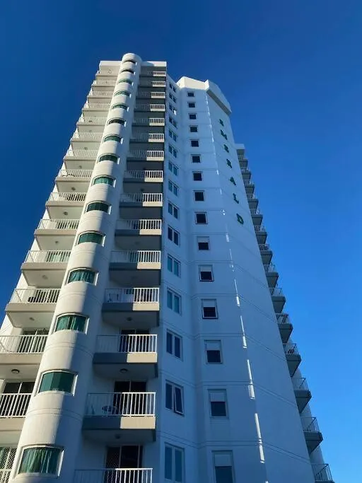 Surfers Paradise Penthouse & Rooftop Plunge Pool Gold Coast